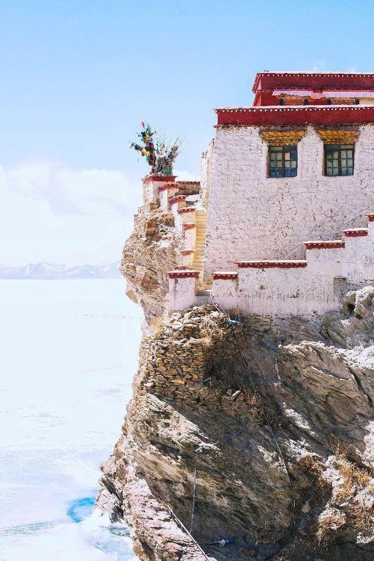 西藏,心灵高原的自信舞台