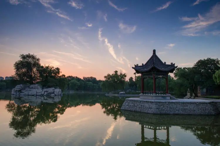 邢台,热烈欢迎各位来宾与朋友们